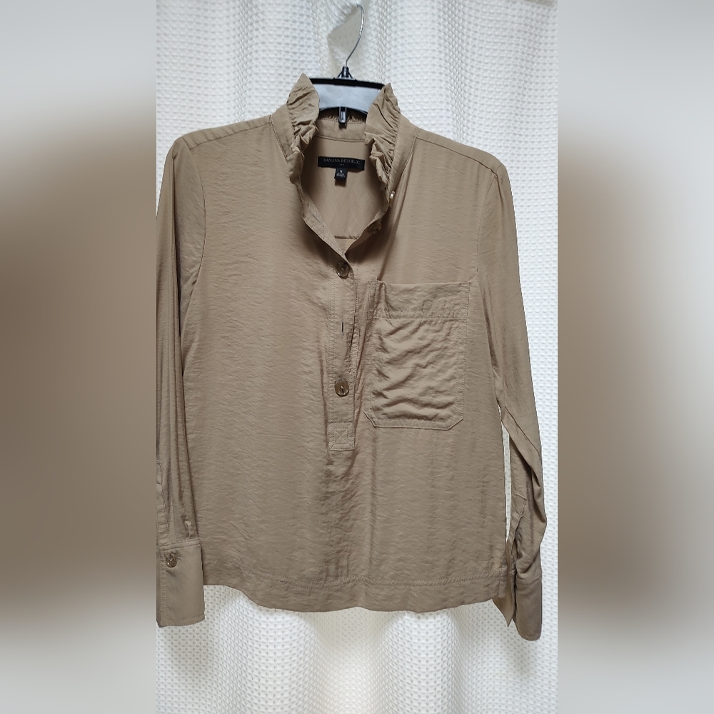 High neck blouse tan S